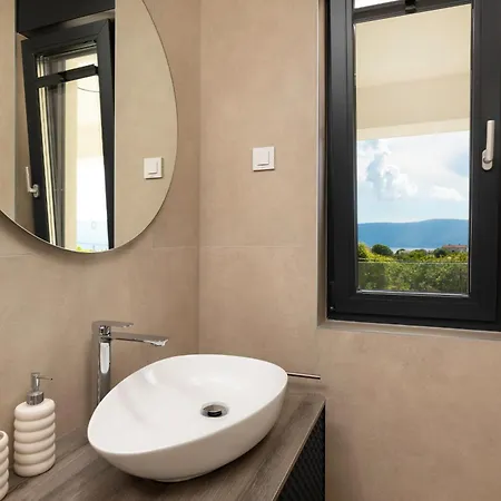 Aurelia 3 With Pool וילה *