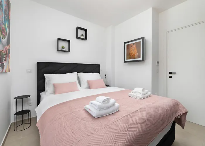 Aurelia 3 With Pool *