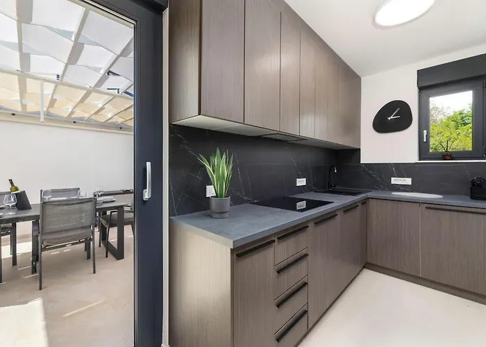 Βίλα Aurelia 3 With Pool