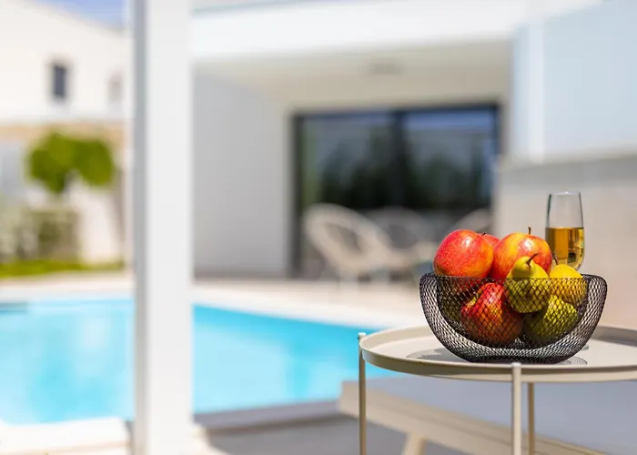 Aurelia 3 With Pool *