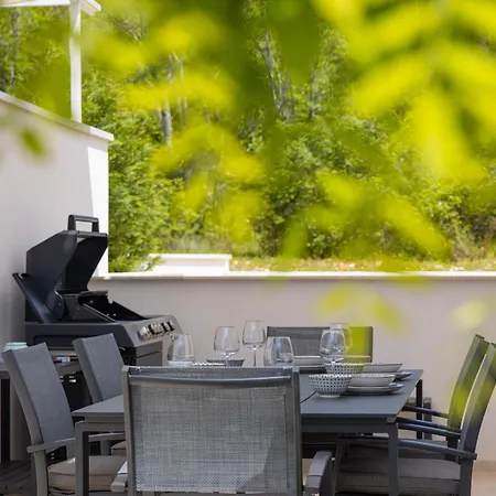 Aurelia 3 With Pool Villa Linardici